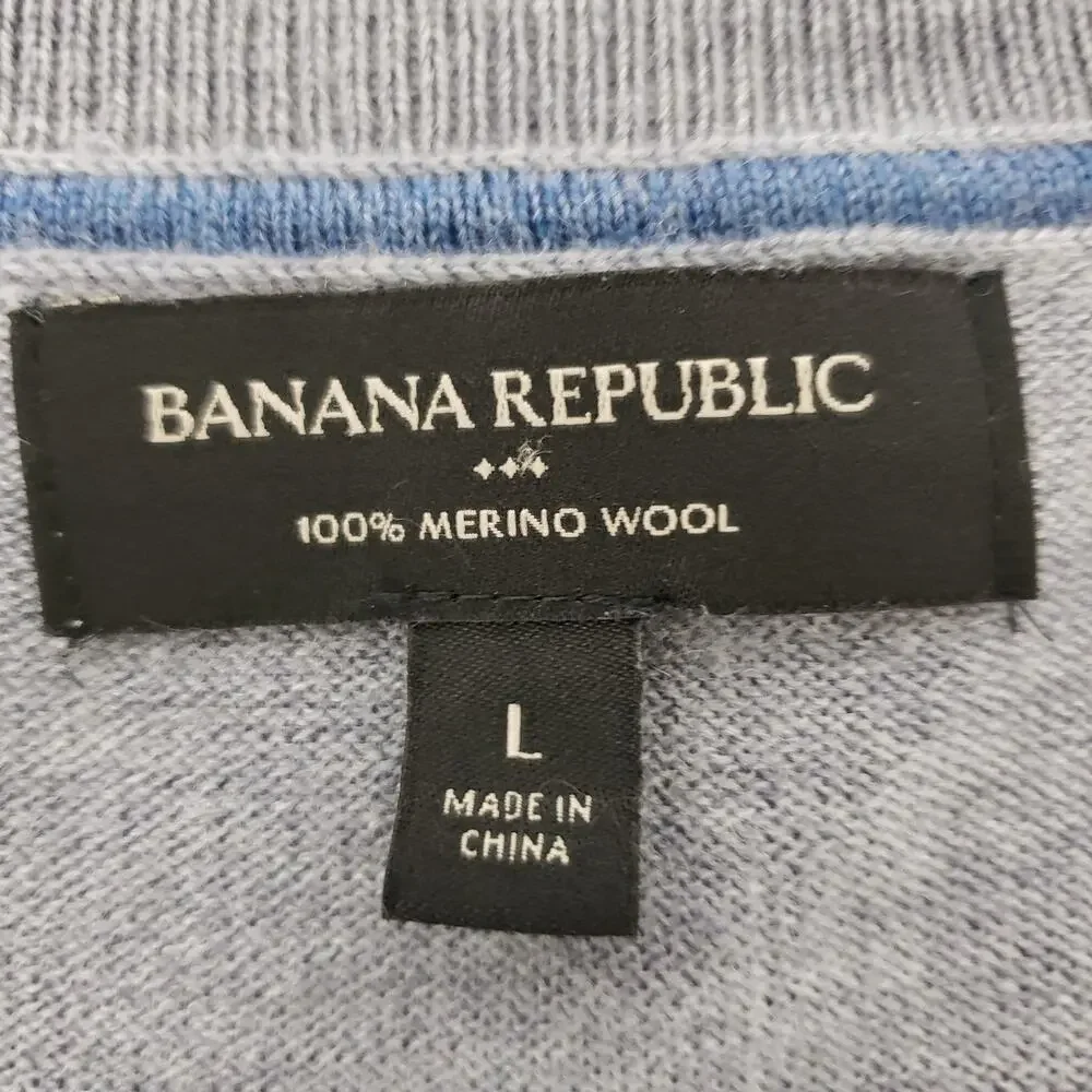 Banana Republic 100% Merino Wool Sweater Men L Argyle Diamond V Neck Gray Blue